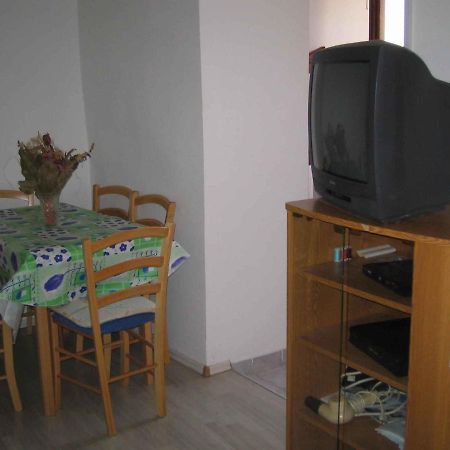 Apartment In Selce 5880 Kültér fotó
