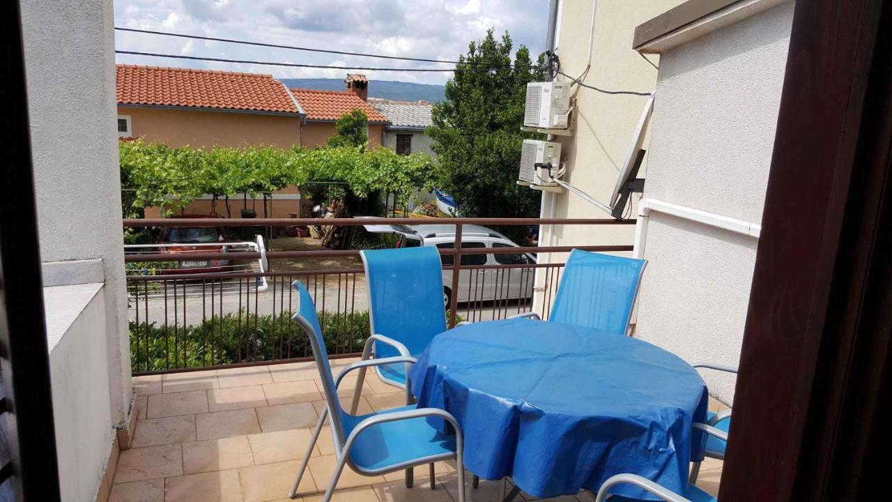Apartment In Selce 5880 Kültér fotó