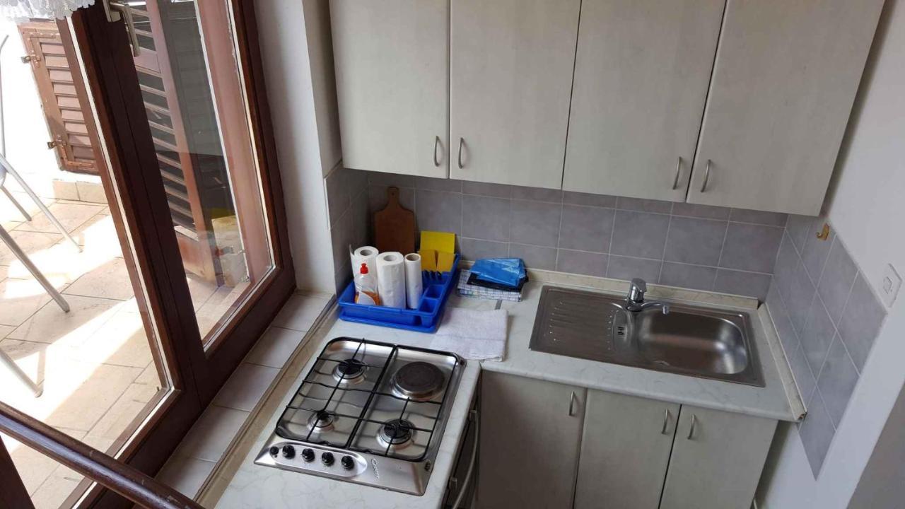 Apartment In Selce 5880 Kültér fotó