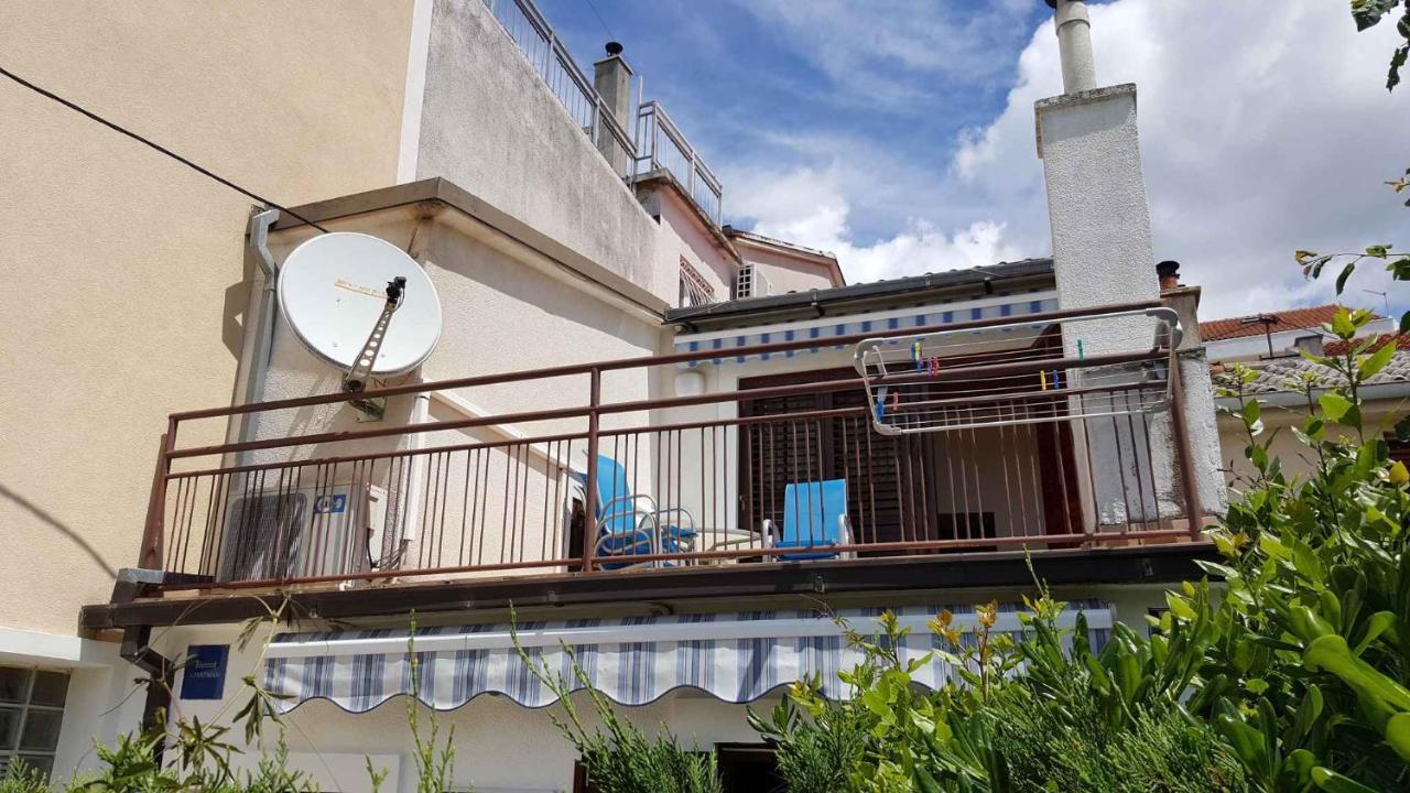 Apartment In Selce 5880 Kültér fotó